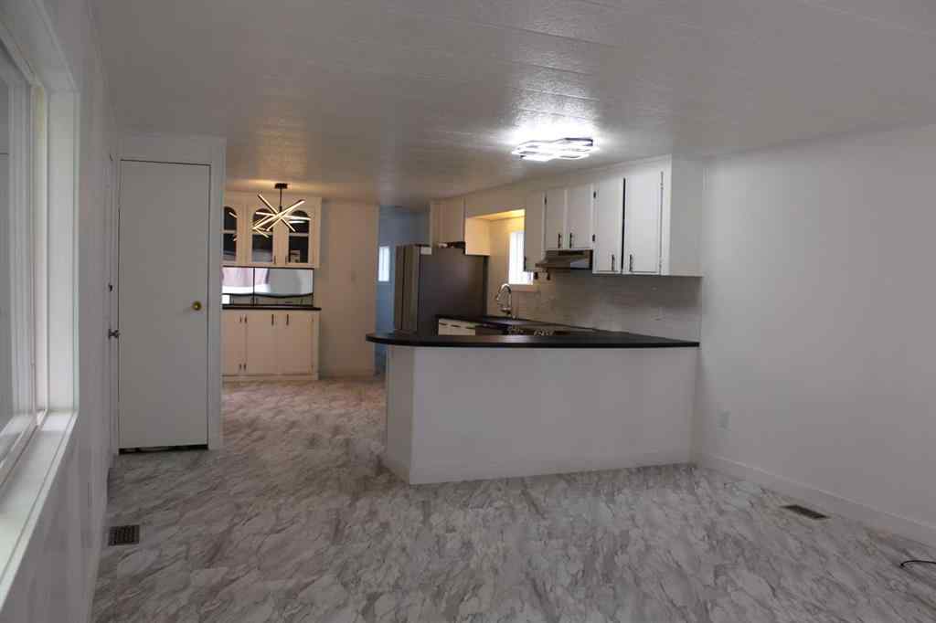 MLS® A2231939 - Unit #106 5029 34 Street  in South Hill Red Deer, Mobile