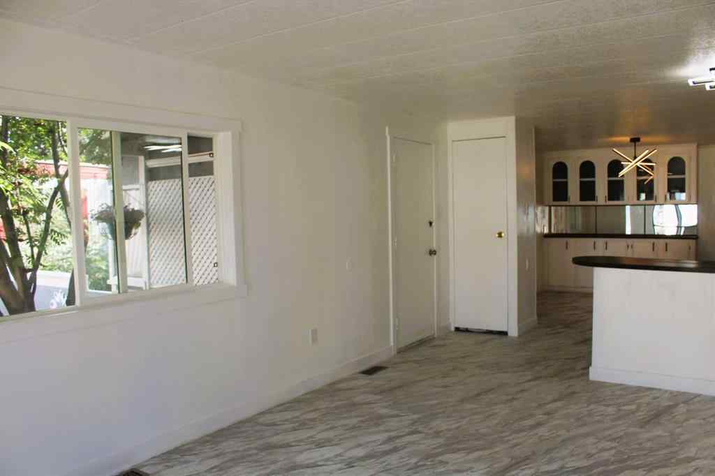 MLS® A2231939 - Unit #106 5029 34 Street  in South Hill Red Deer, Mobile