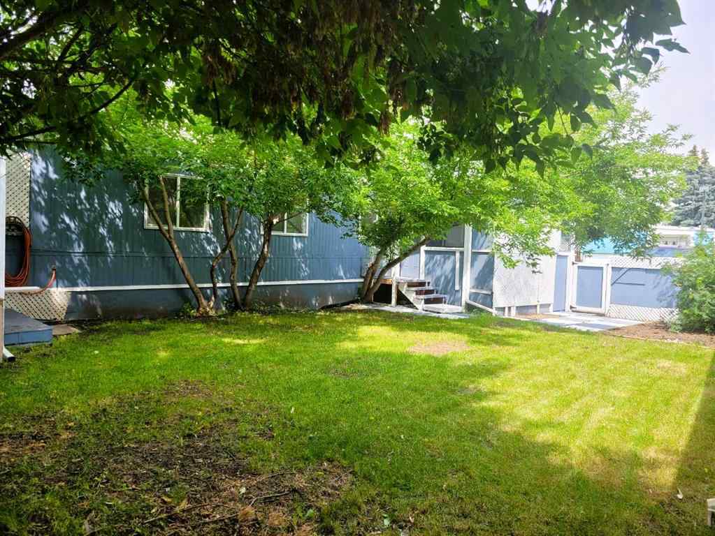 MLS® A2231939 - Unit #106 5029 34 Street  in South Hill Red Deer, Mobile