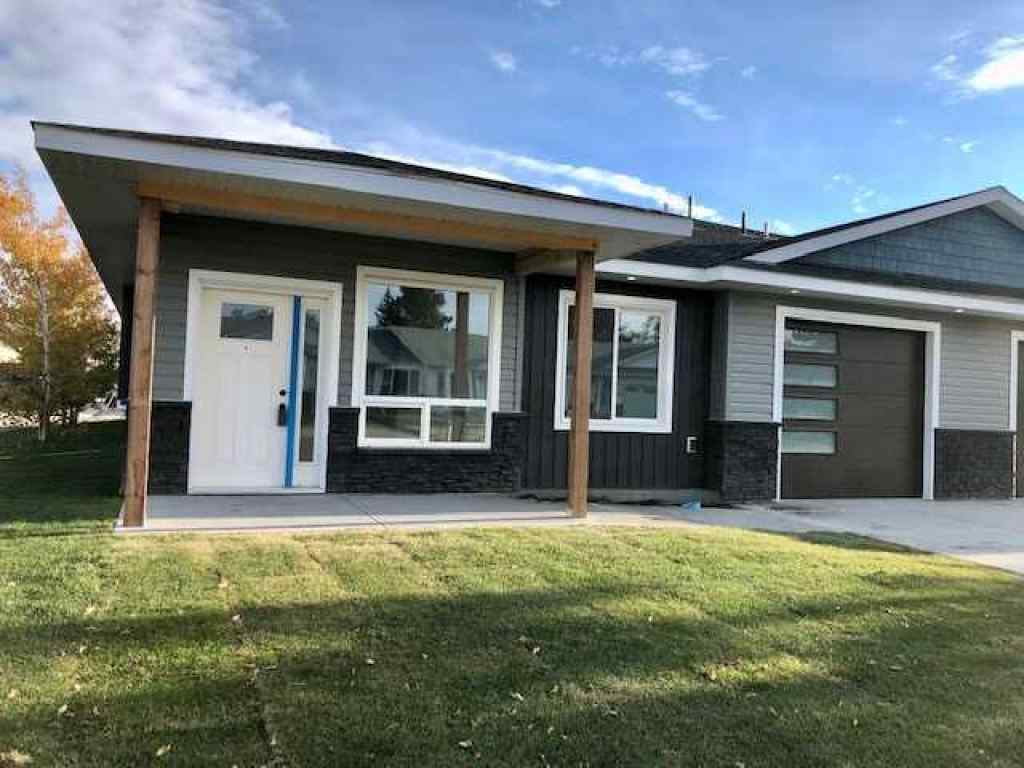 MLS® A2231940 - Unit ##2 4738 49A Avenue  in Downtown Lacombe Lacombe, Residential