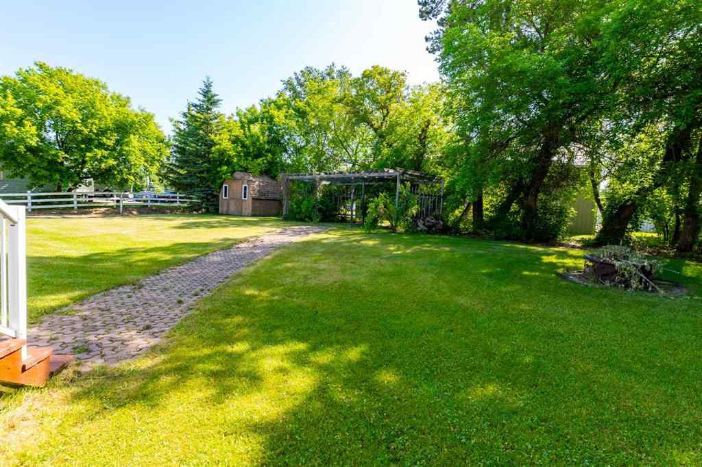 MLS® A2231942 - 5631 49 Avenue  in NONE Olds, Residential