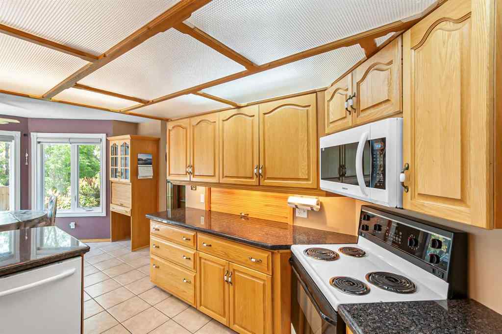 MLS® A2231942 - 5631 49 Avenue  in NONE Olds, Residential