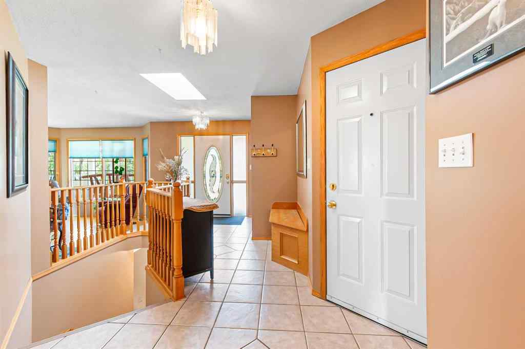 MLS® A2231942 - 5631 49 Avenue  in NONE Olds, Residential