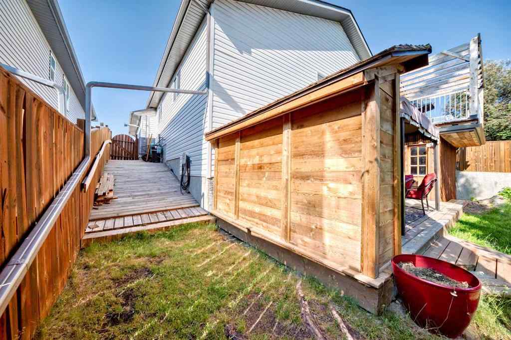 MLS® A2231948 - 412 Highland Close  in Hillview Estates Strathmore, Residential