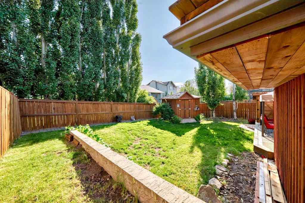 MLS® A2231948 - 412 Highland Close  in Hillview Estates Strathmore, Residential