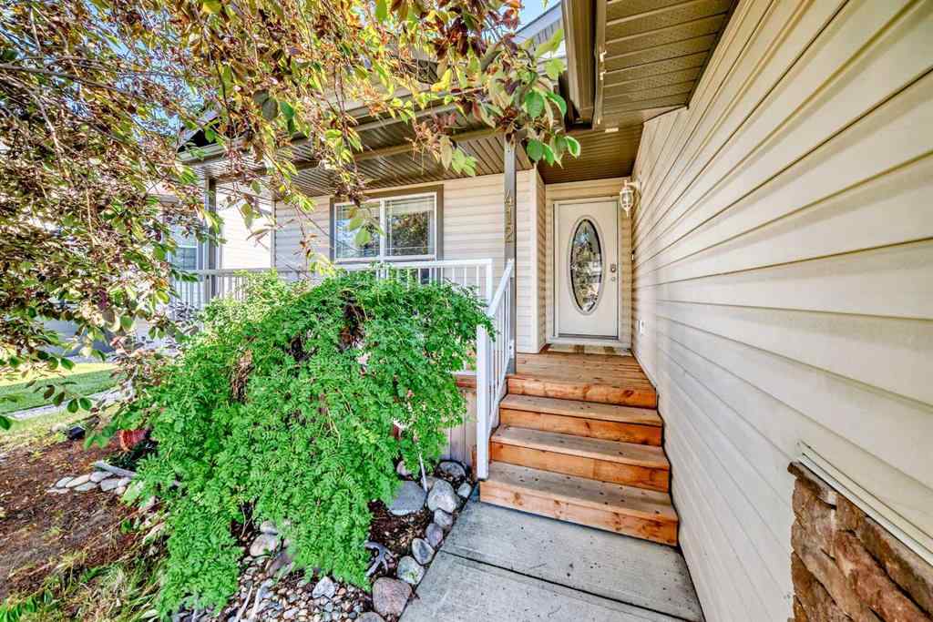 MLS® A2231948 - 412 Highland Close  in Hillview Estates Strathmore, Residential