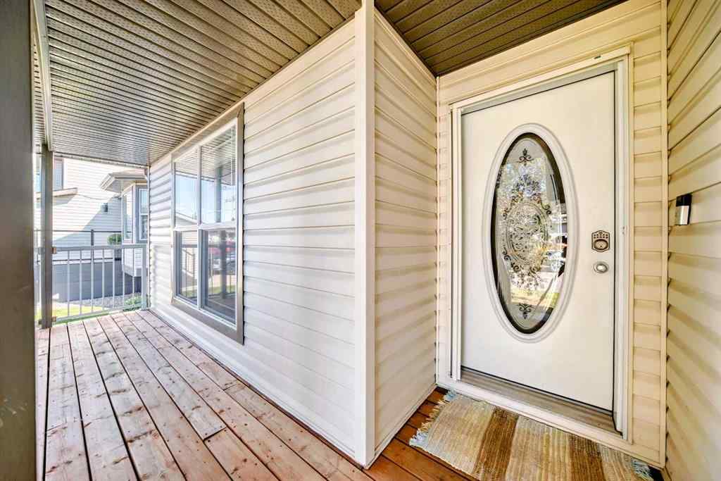 MLS® A2231948 - 412 Highland Close  in Hillview Estates Strathmore, Residential
