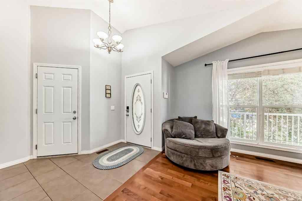 MLS® A2231948 - 412 Highland Close  in Hillview Estates Strathmore, Residential