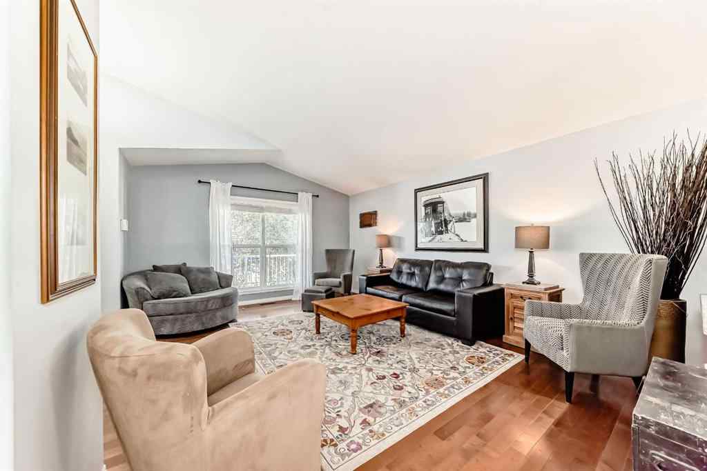 MLS® A2231948 - 412 Highland Close  in Hillview Estates Strathmore, Residential