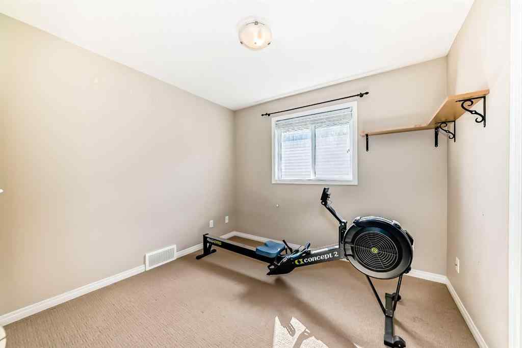 MLS® A2231948 - 412 Highland Close  in Hillview Estates Strathmore, Residential