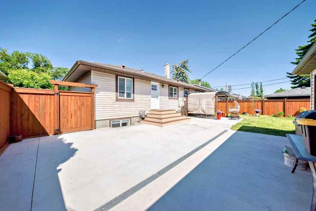 MLS® A2231979 - 103 Warwick Drive SW in Westgate Calgary, Residential
