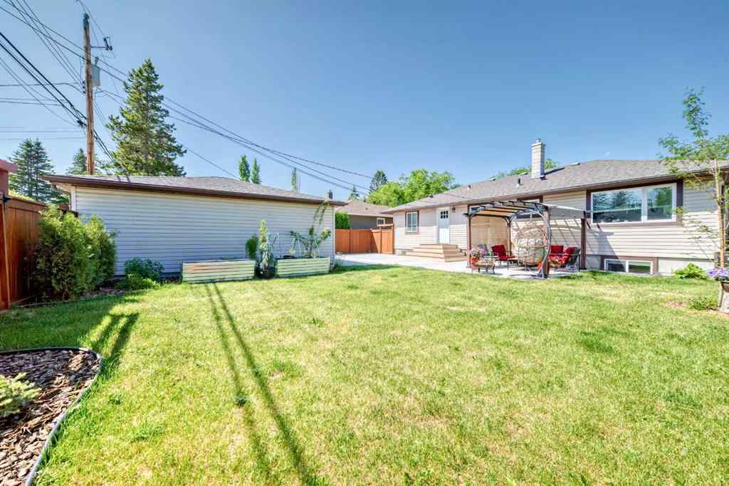 MLS® A2231979 - 103 Warwick Drive SW in Westgate Calgary, Residential