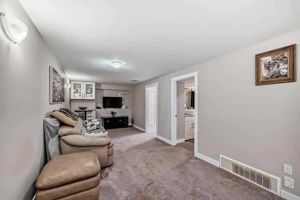 MLS® A2231979 - 103 Warwick Drive SW in Westgate Calgary, Residential