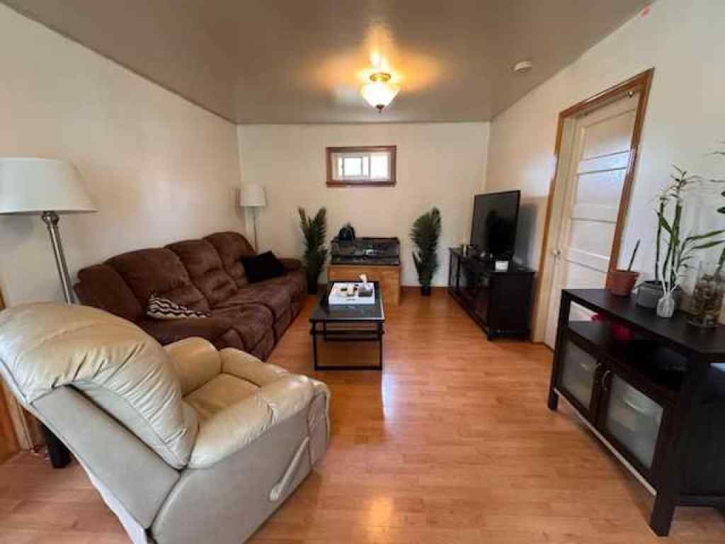 MLS® A2231992 - 660 3 Avenue  W in Downtown Drumheller, Residential
