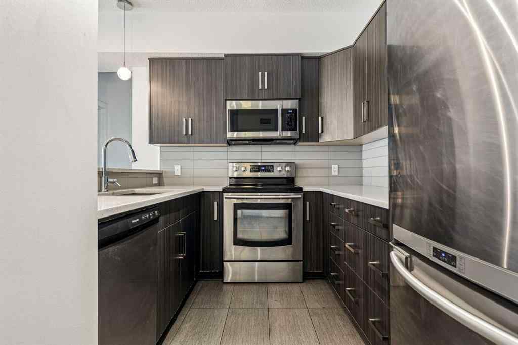 MLS® A2232013 - Unit #304 611 Edmonton Trail NE in Crescent Heights Calgary, Residential