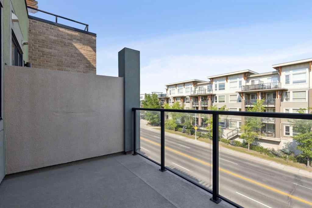 MLS® A2232013 - Unit #304 611 Edmonton Trail NE in Crescent Heights Calgary, Residential