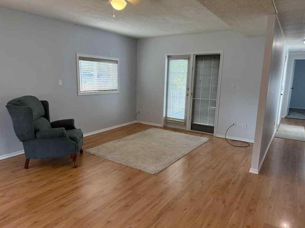MLS® A2232018 - 339 Cottonwood Drive  in NONE Vulcan, Residential