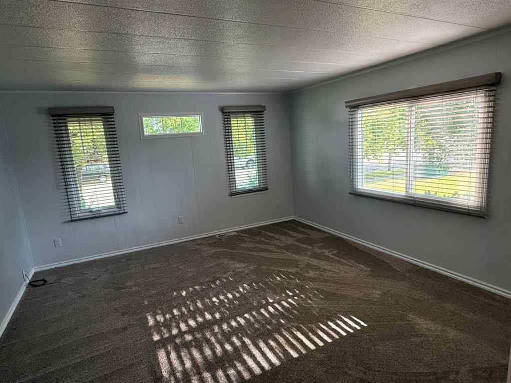 MLS® A2232018 - 339 Cottonwood Drive  in NONE Vulcan, Residential