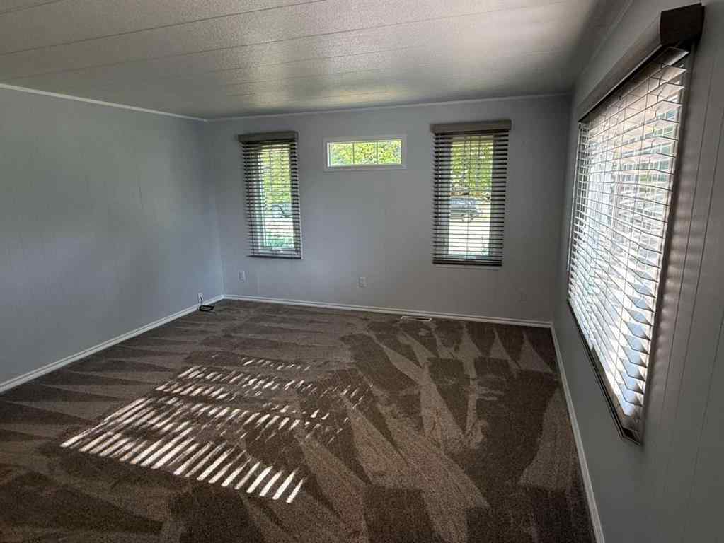 MLS® A2232018 - 339 Cottonwood Drive  in NONE Vulcan, Residential