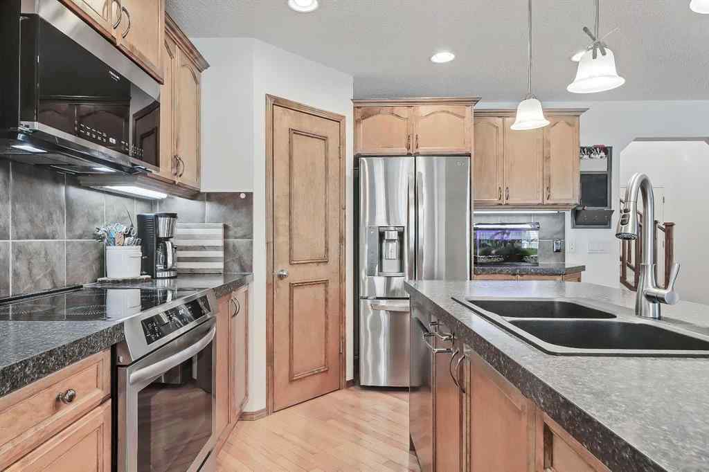 MLS® A2232044 - 921 Cranston Drive SE in Cranston Calgary, Residential