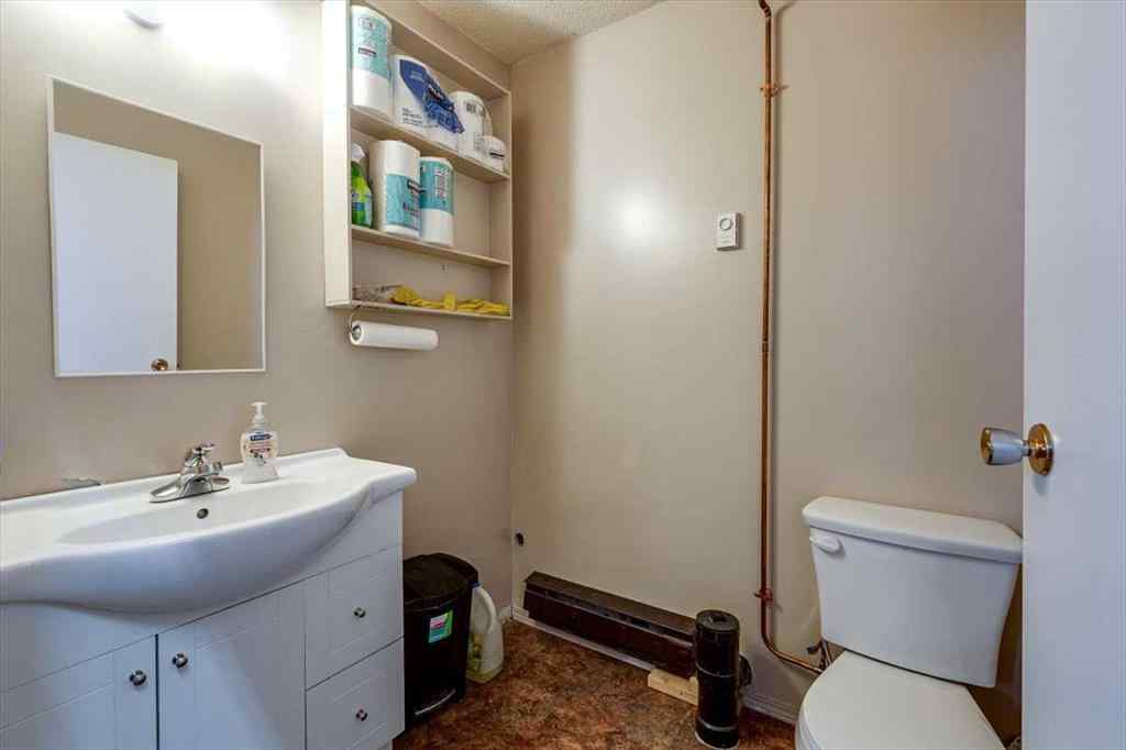 MLS® A2232065 - 89 Poplar Street  in Petrolia Indust. Rural Red Deer County, Commercial