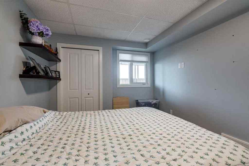 MLS® A2232065 - 89 Poplar Street  in Petrolia Indust. Rural Red Deer County, Commercial