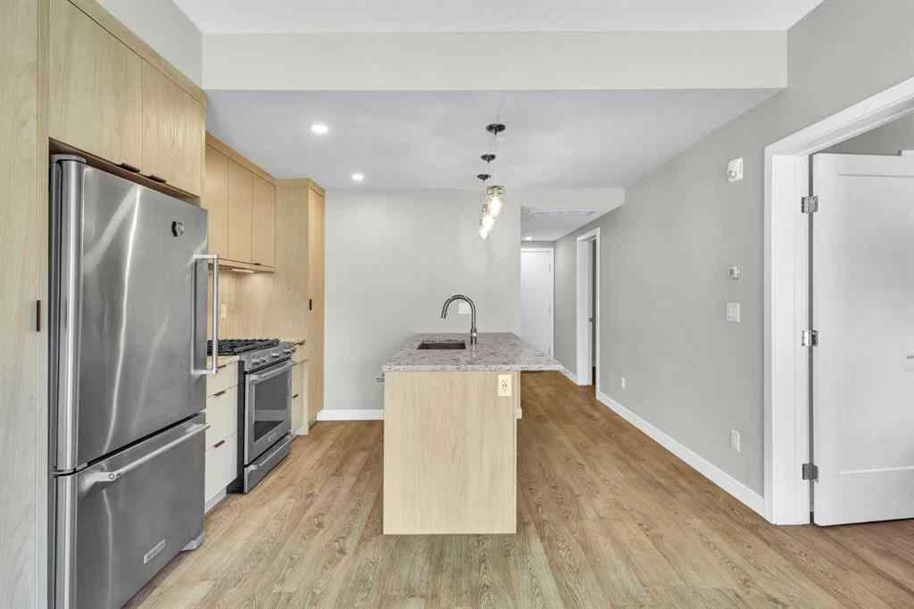 MLS® A2232067 - Unit #206 3375 15 Street SW in South Calgary Calgary, Residential