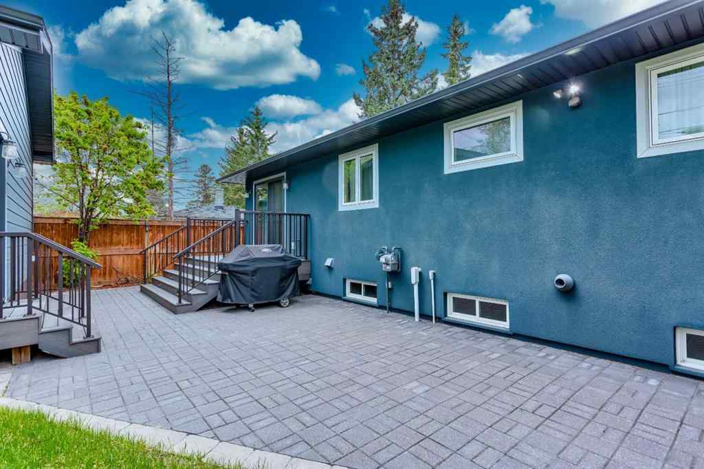 MLS® A2232076 - 101 Wimbledon Crescent SW in Wildwood Calgary, Residential
