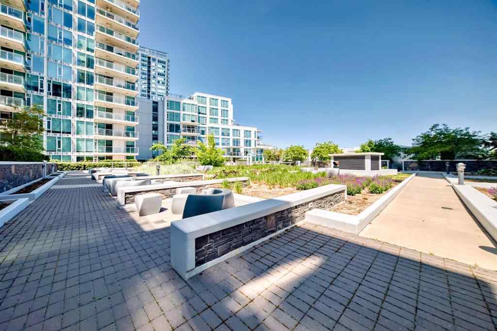 MLS® A2232086 - Unit #402 519 Riverfront Avenue SE in Downtown East Village Calgary, Residential