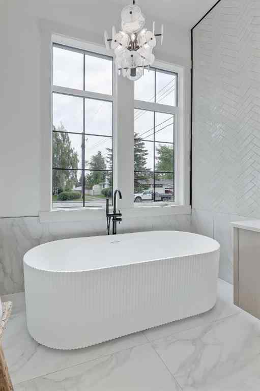 MLS® A2232101 - 1955 Green Ridge Road SW in Glendale Calgary, Residential
