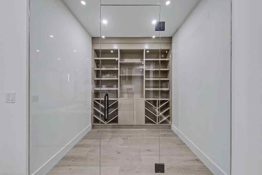 MLS® A2232101 - 1955 Green Ridge Road SW in Glendale Calgary, Residential
