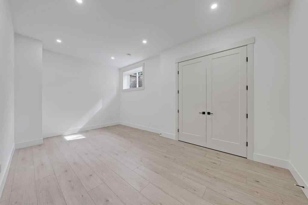 MLS® A2232101 - 1955 Green Ridge Road SW in Glendale Calgary, Residential
