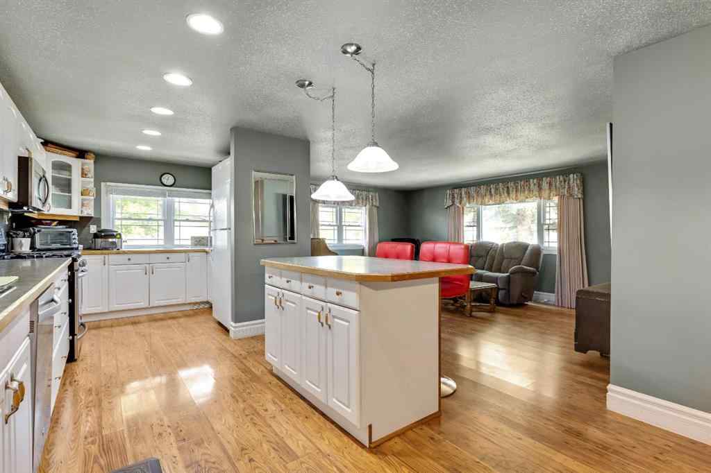 MLS® A2232152 - 227 2nd Avenue W in NONE Rockyford, Residential