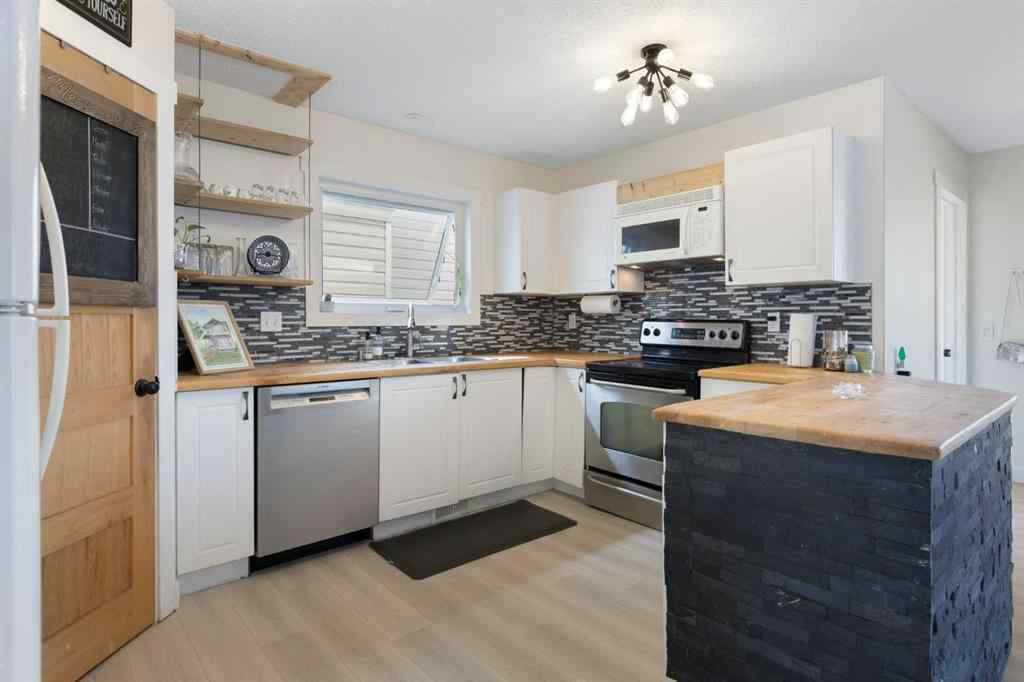 MLS® A2232164 - 170 Citadel Acres Close NW in Citadel Calgary, Residential