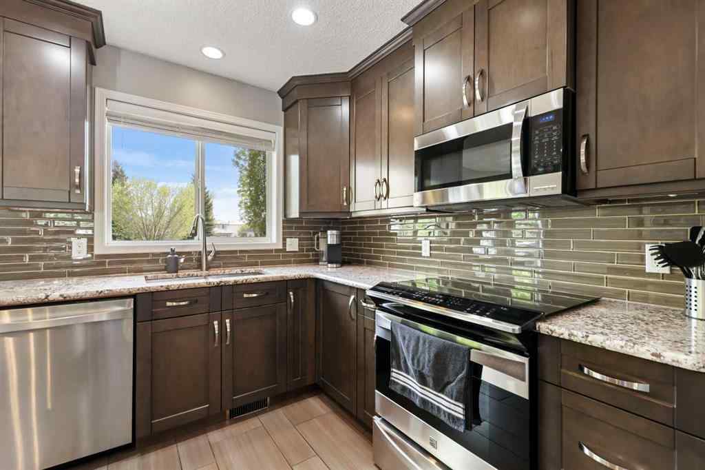 MLS® A2232169 - 11 Strathmore Lakes Crescent  in Strathmore Lakes Estates Strathmore, Residential