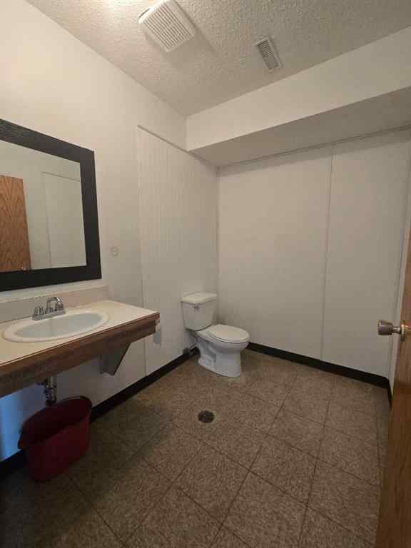 MLS® A2232181 - 329 9 Street E in East End Brooks, Commercial