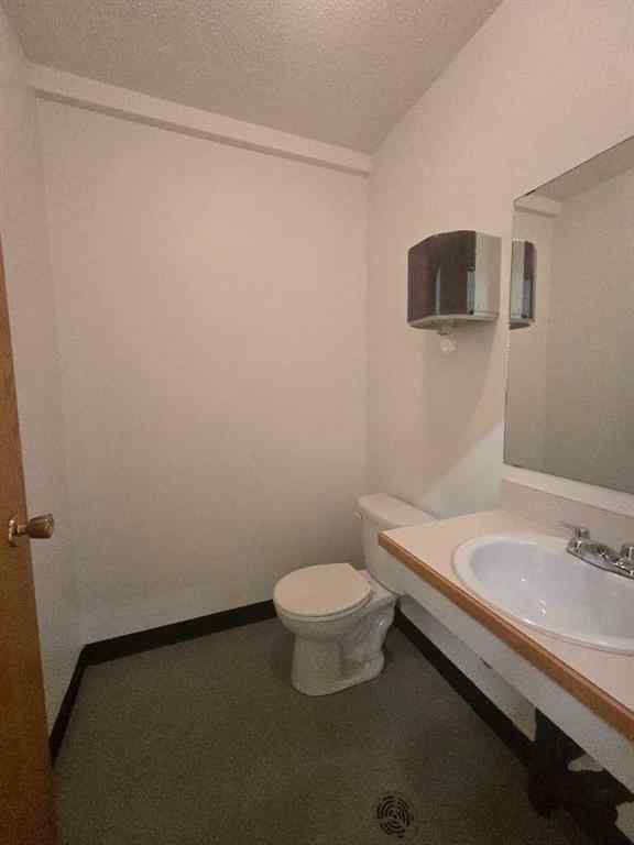 MLS® A2232181 - 329 9 Street E in East End Brooks, Commercial