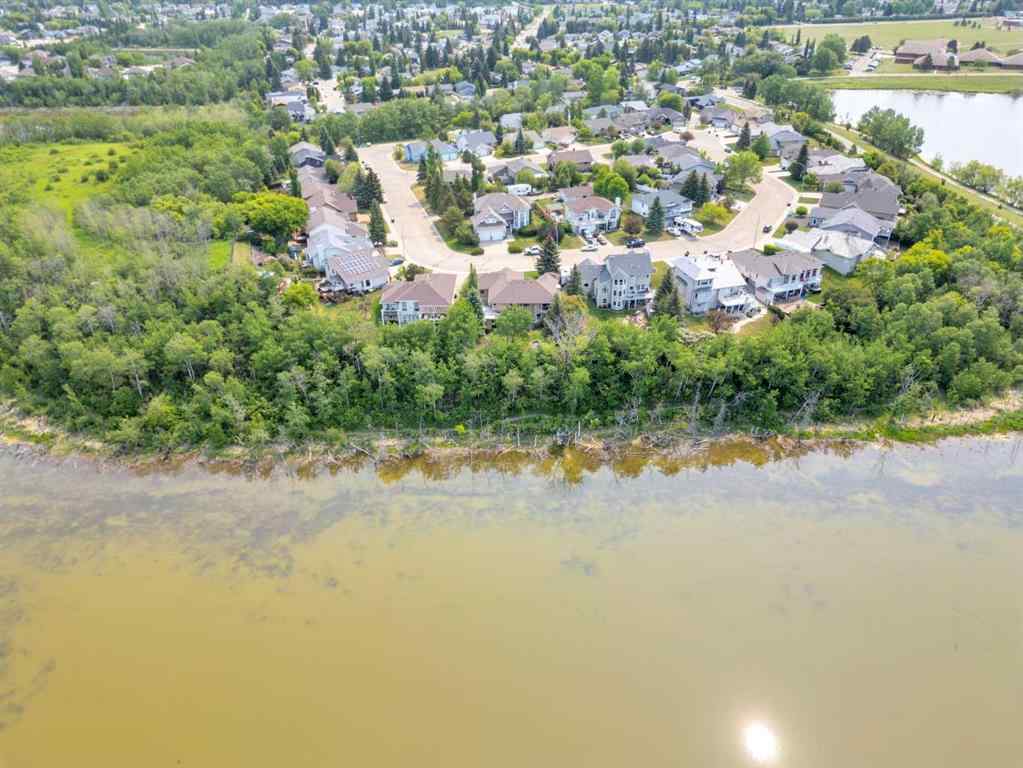 MLS® A2232196 - 20 Lakes Close  in The Lakes Lacombe, Residential