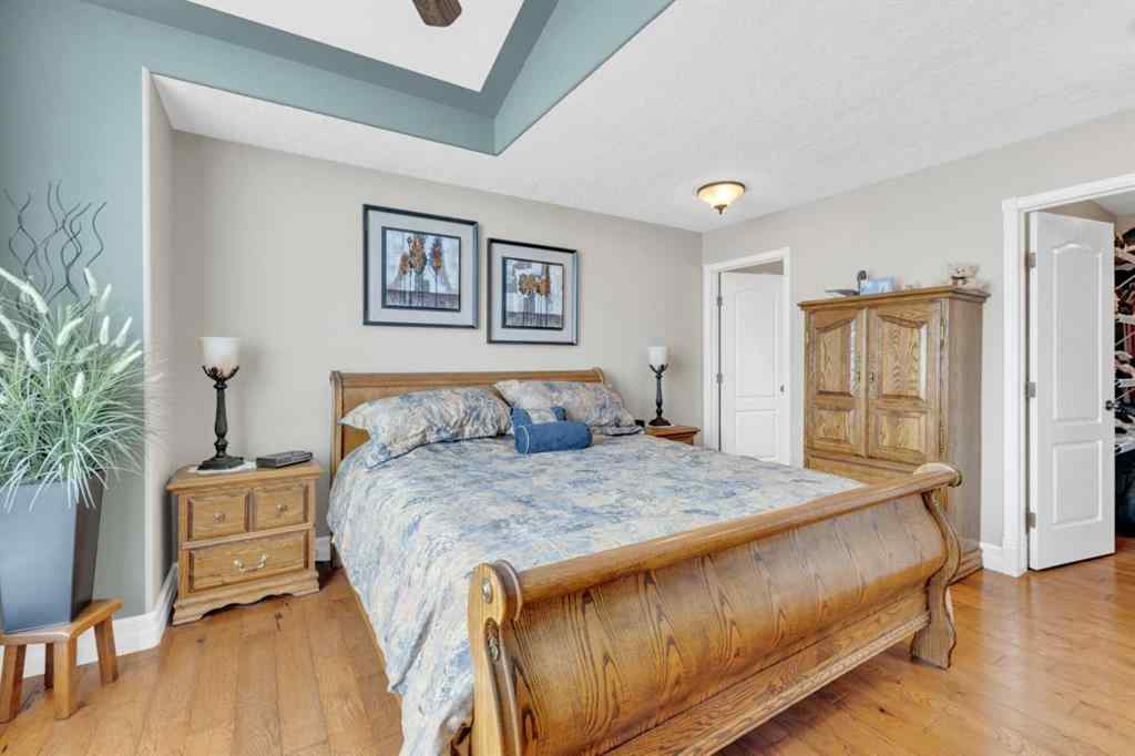 MLS® A2232196 - 20 Lakes Close  in The Lakes Lacombe, Residential