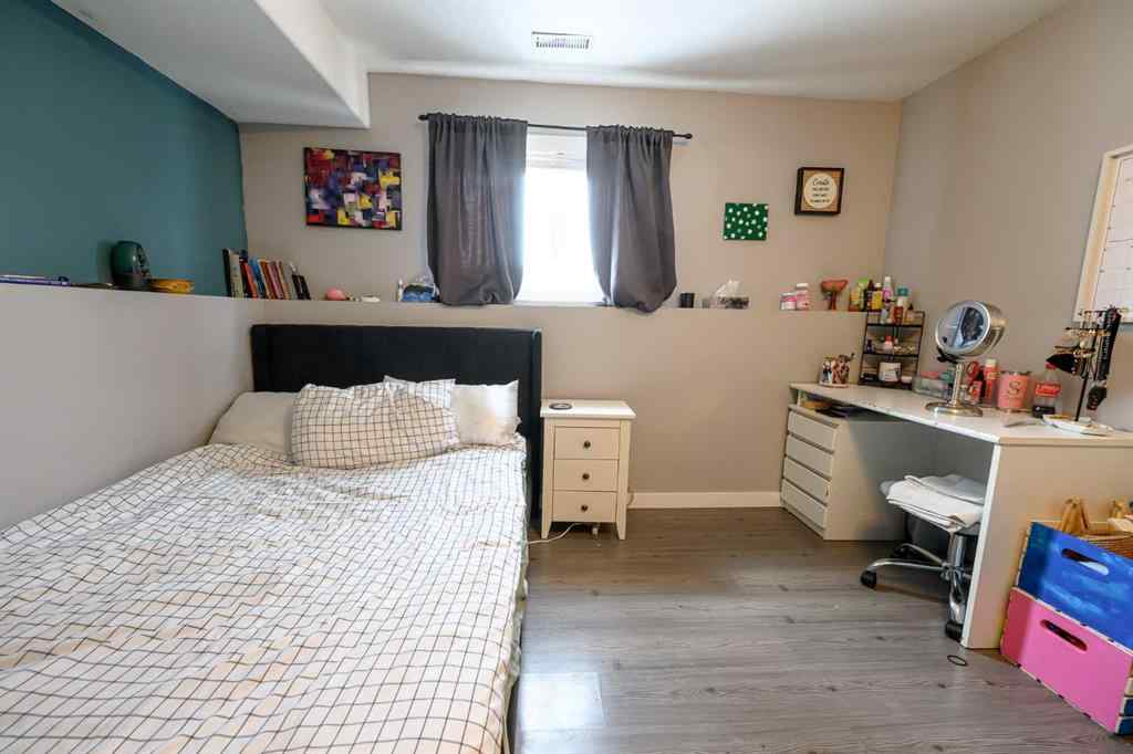 MLS® A2232204 - 11922 105 Street  in Royal Oaks Grande Prairie, Residential