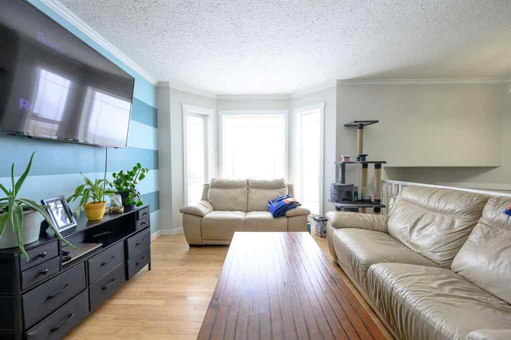 MLS® A2232204 - 11922 105 Street  in Royal Oaks Grande Prairie, Residential