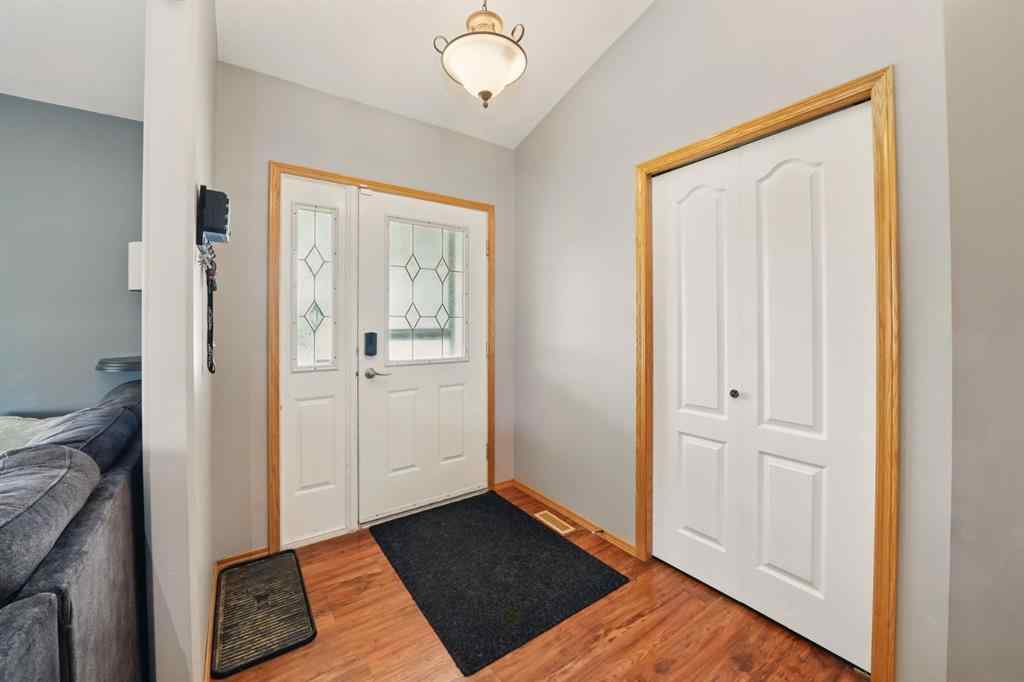 MLS® A2232216 - 13 Fern Glade Crescent  in Fox Run Sylvan Lake, Residential