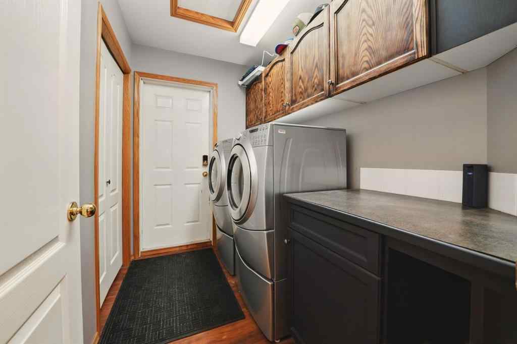 MLS® A2232216 - 13 Fern Glade Crescent  in Fox Run Sylvan Lake, Residential
