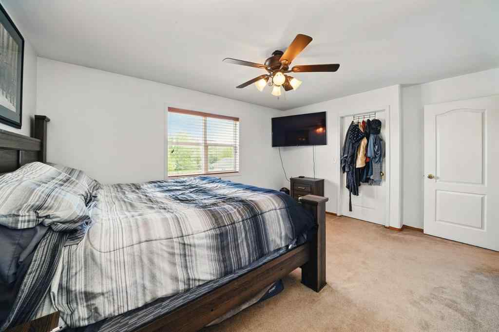 MLS® A2232216 - 13 Fern Glade Crescent  in Fox Run Sylvan Lake, Residential