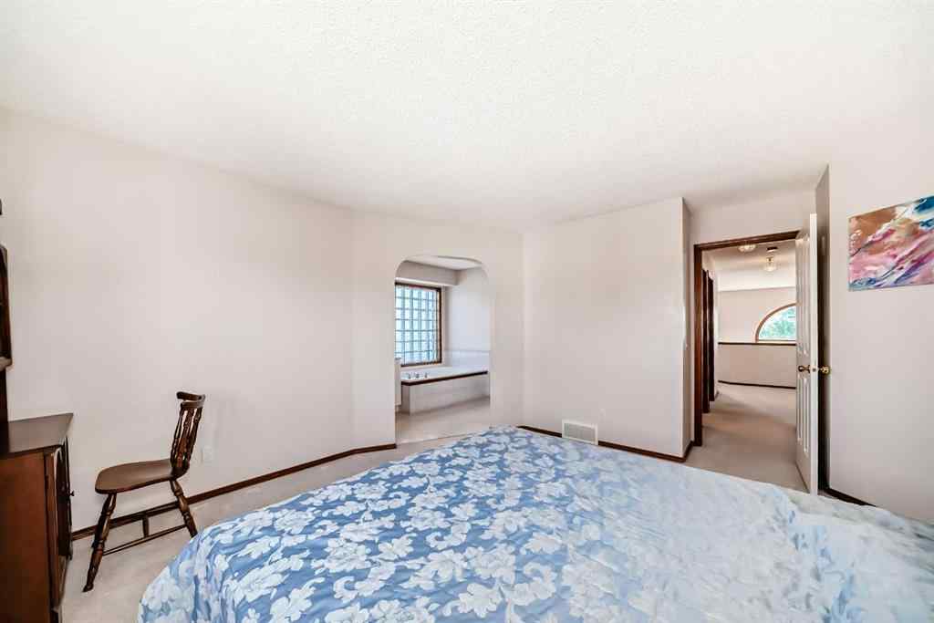 MLS® A2232235 - 42 Sierra Nevada Green SW in Signal Hill Calgary, Residential