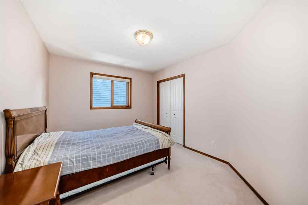 MLS® A2232235 - 42 Sierra Nevada Green SW in Signal Hill Calgary, Residential