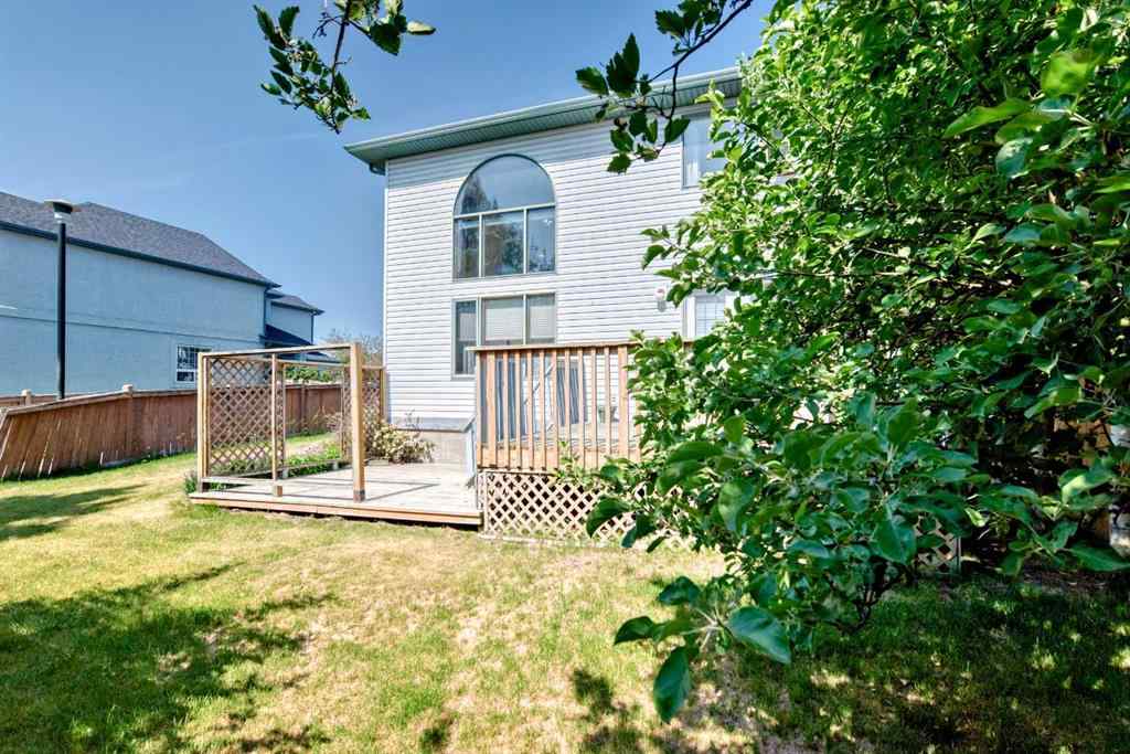 MLS® A2232235 - 42 Sierra Nevada Green SW in Signal Hill Calgary, Residential