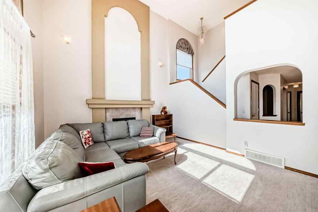 MLS® A2232235 - 42 Sierra Nevada Green SW in Signal Hill Calgary, Residential