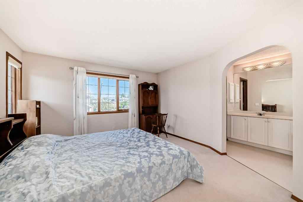 MLS® A2232235 - 42 Sierra Nevada Green SW in Signal Hill Calgary, Residential