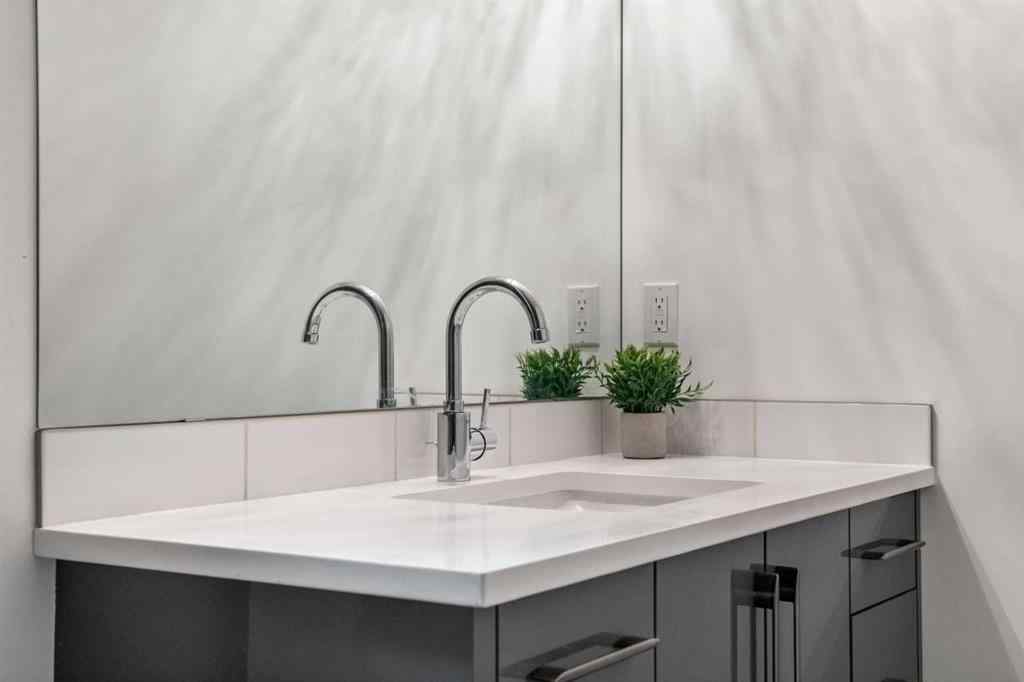 MLS® A2232239 - Unit #1 1723 10 Street SW in Lower Mount Royal Calgary, Residential